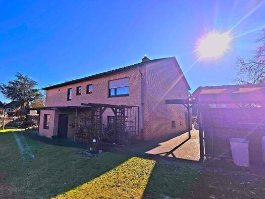 Einfamilienhaus zum Kauf 395.500 € 6 Zimmer 210 m² 1.004 m² Grundstück Rothemühle Schwülper 38179