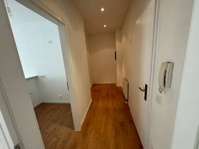 Wohnung zum Kauf 124.999 € 1 Zimmer 42,2 m² frei ab sofort Neustadt-Neuschönefeld Leipzig 04315