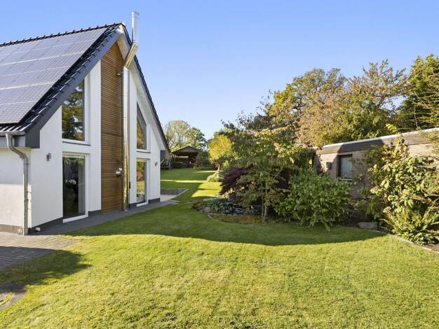 Doppelhaushälfte zum Kauf provisionsfrei 598.000 € 3,5 Zimmer 125 m² 1.091 m² Grundstück Kiel 24149