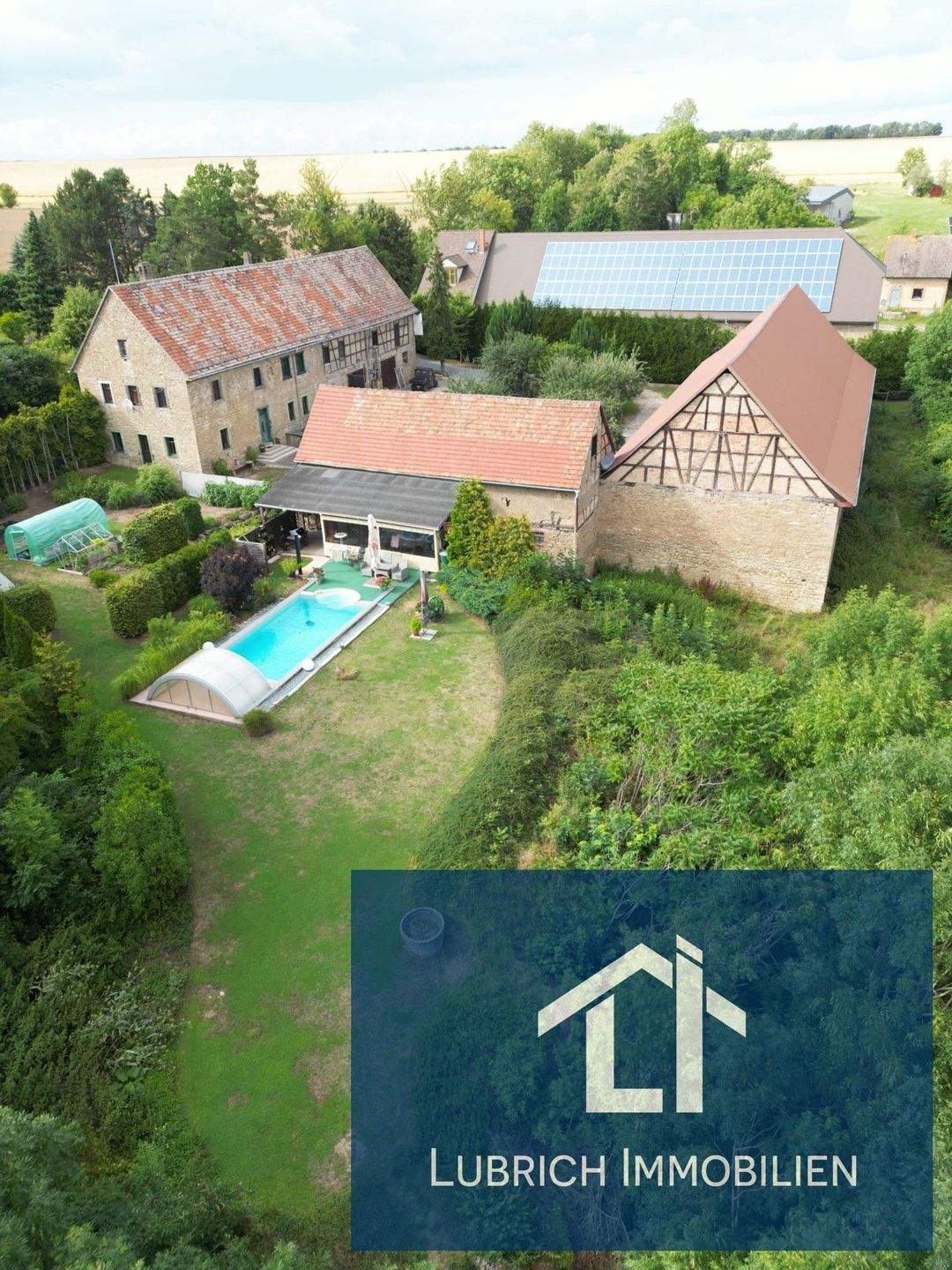 Immobilie in Ilmtal-Weinstraße - Ländlicher Charme mit Lebensqualität auf höchstem Niveau - Bild 0