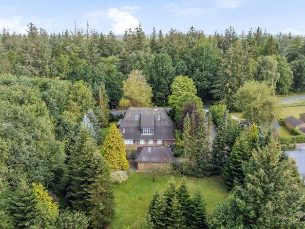 Haus zum Kauf 430.000 € 9 Zimmer 219,1 m² 2.565 m² Grundstück Humptrup 25923