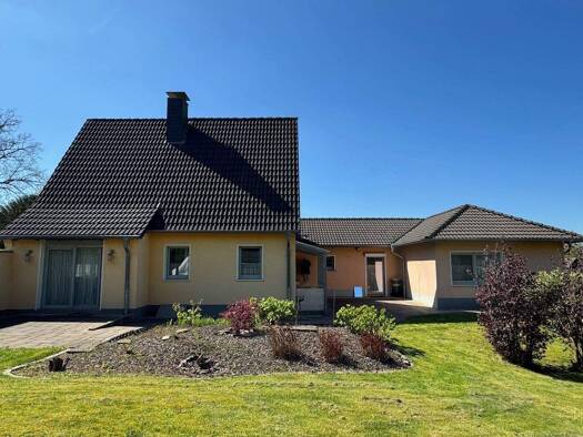 Einfamilienhaus zum Kauf 390.000 € 5 Zimmer 140 m² 1.210 m² Grundstück frei ab sofort Lüdenscheid Lüdenscheid 58507