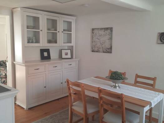 Haus zur Miete 895 € 4 Zimmer 90 m² 113 m² Grundstück frei ab 01.09.2025 Höchberg 97204