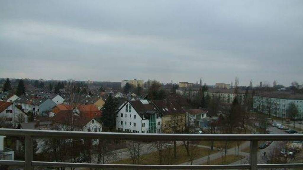 Studio zur Miete 950 € 1 Zimmer 37 m² 9. Geschoss frei ab sofort Forstenriederallee 78 Thalk.Obersendl.-Forsten-Fürstenr.-Solln München 81476