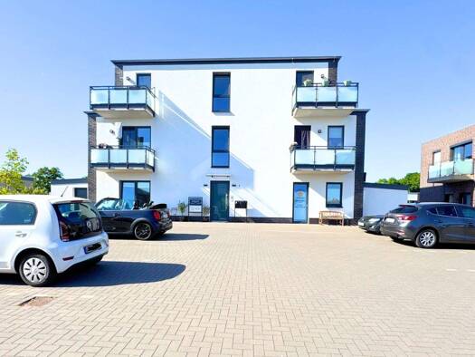 Gewerbeobjekt zum Kauf als Kapitalanlage geeignet 1.149.000 € 425 m² 736 m² Grundstück Kleefeld Edewecht 26188