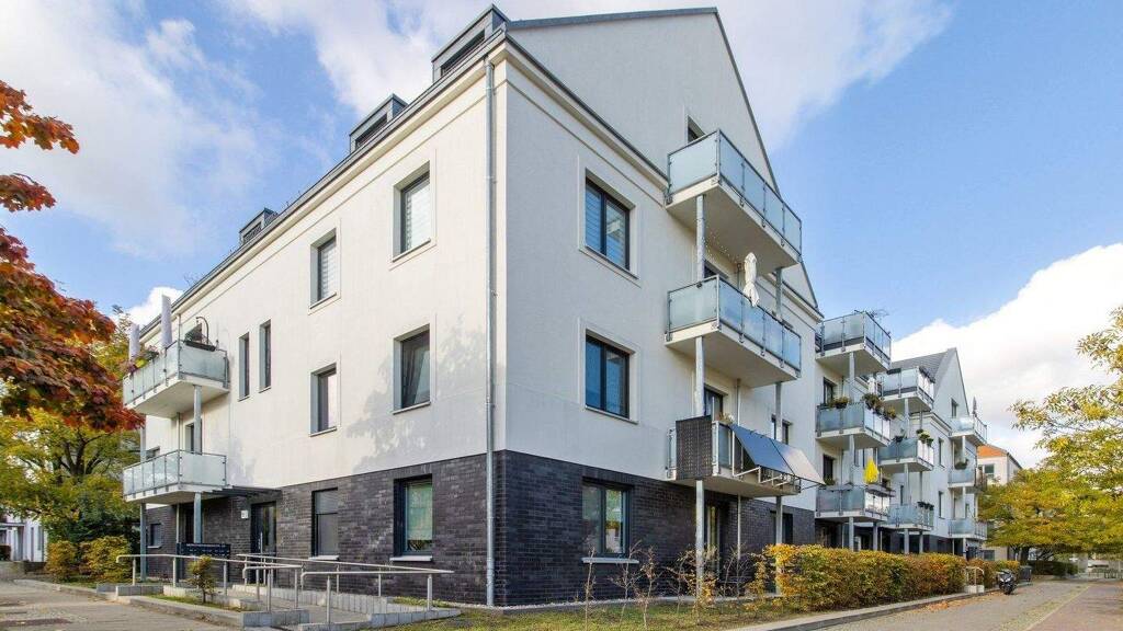 Wohnung zur Miete 1.015 € 2 Zimmer 67,7 m² Am Hohen Feld 125A Karow Berlin 13125