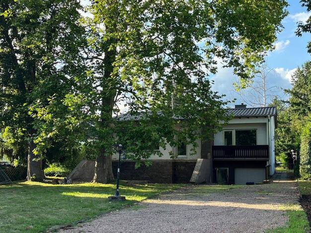 Einfamilienhaus zur Miete 1.500 € 4 Zimmer 173,6 m² 600 m² Grundstück frei ab 01.04.2026 Bad Sobernheim 55566