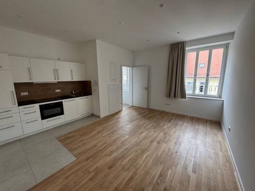 Wohnung zur Miete 709 € 1 Zimmer 27 m² Geschoss 1/3 frei ab 01.11.2026 Marktplatz Innenstadt Erlangen 91054