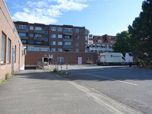 Verkaufsfläche zur Miete 2.050 € 400 m² Verkaufsfläche Stockelsdorf 23617
