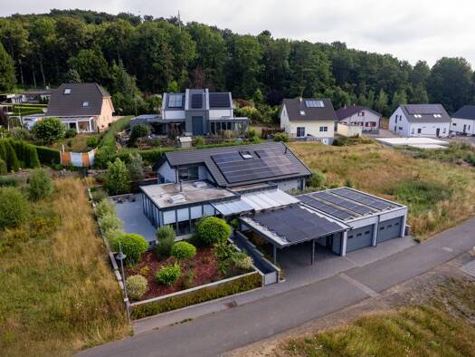 Bungalow zum Kauf 639.000 € 3 Zimmer 135 m² 712 m² Grundstück frei ab 01.10.2026 Oberbettingen 54578