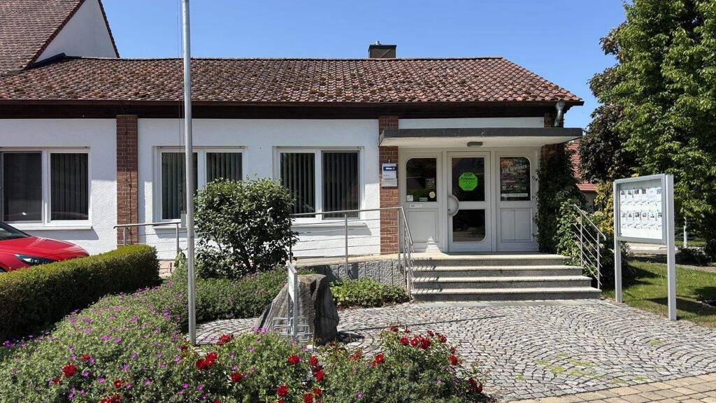 Büro zum Kauf provisionsfrei 198.000 € 3 Zimmer Westheim 91747