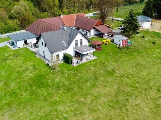 Haus zum Kauf 969.000 € 8 Zimmer 336 m² 3.571 m² Grundstück Mogersdorf 8382