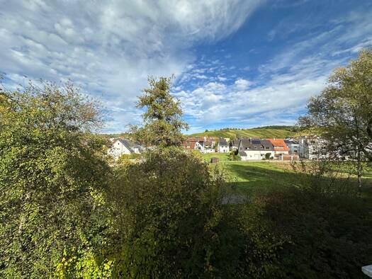 Wohnung zur Miete - Erstbezug 1.995 € 4 Zimmer 129 m² Geschoss 2/3 frei ab 01.12.2026 Mühlbergstraße 17 Schnait Weinstadt 71384