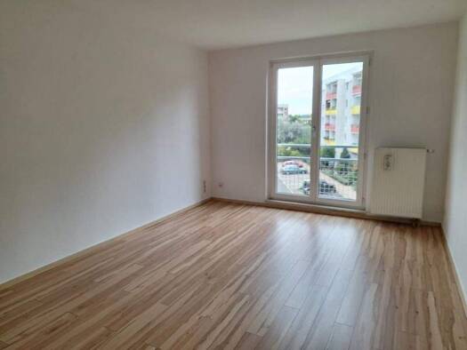 Studio zur Miete 395 € 2 Zimmer 66,5 m² 2. Geschoss frei ab sofort Gera 07552