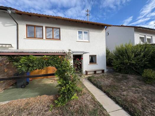 Doppelhaushälfte zum Kauf 189.000 € 4 Zimmer 80 m² 315 m² Grundstück Hechingen Hechingen 72379