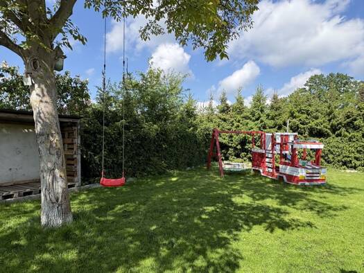 Doppelhaushälfte zum Kauf 470.000 € 7 Zimmer 200 m² 783 m² Grundstück frei ab sofort Lehrte Lehrte 31275