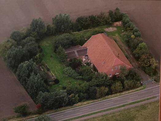 Bauernhaus zum Kauf 269.000 € 7 Zimmer 130 m² 3.003 m² Grundstück Augustgroden Stadtland 26937
