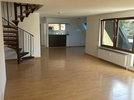 Maisonette zur Miete 1.400 € 4,5 Zimmer 145 m² frei ab sofort Bad Urach Bad Urach 72574