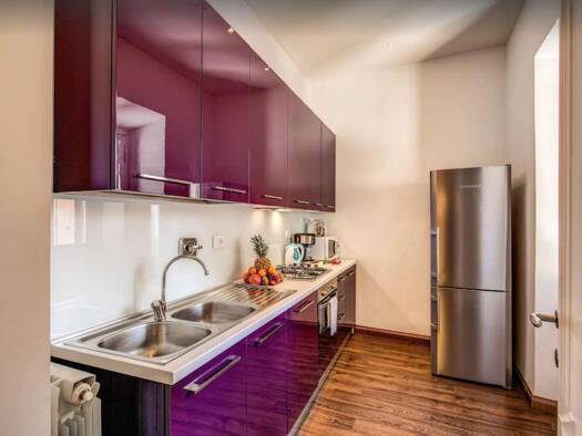 Wohnung zur Miete 560 € 2 Zimmer 78 m² 2. Geschoss frei ab sofort Deutz Innenstadt 50679