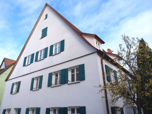 Wohnung zur Miete 925 € 3,5 Zimmer 132 m² frei ab 01.01.2027 Nördlingen Nördlingen 86720