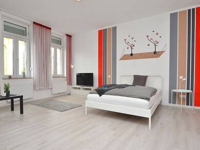 Wohnung zur Miete Wohnen auf Zeit 905 € 1 Zimmer 40 m² frei ab 01.09.2025 Kitzingen Kitzingen 97318