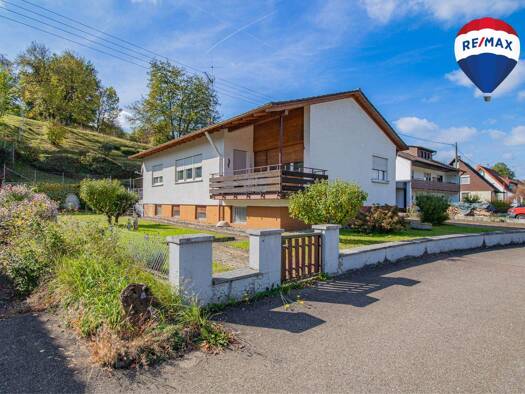 Einfamilienhaus zum Kauf 399.000 € 6 Zimmer 130 m² 1.113 m² Grundstück Oberlauchringen Lauchringen 79787