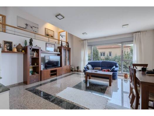 Villa zum Kauf 399.000 € 4 Zimmer 287 m² 1.140 m² Grundstück >Calle Begonia > Olías del Rey 45280