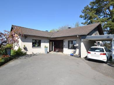 Bungalow zum Kauf 399.000 € 7 Zimmer 196 m² 2.324 m² Grundstück Stadtoldendorf 37627