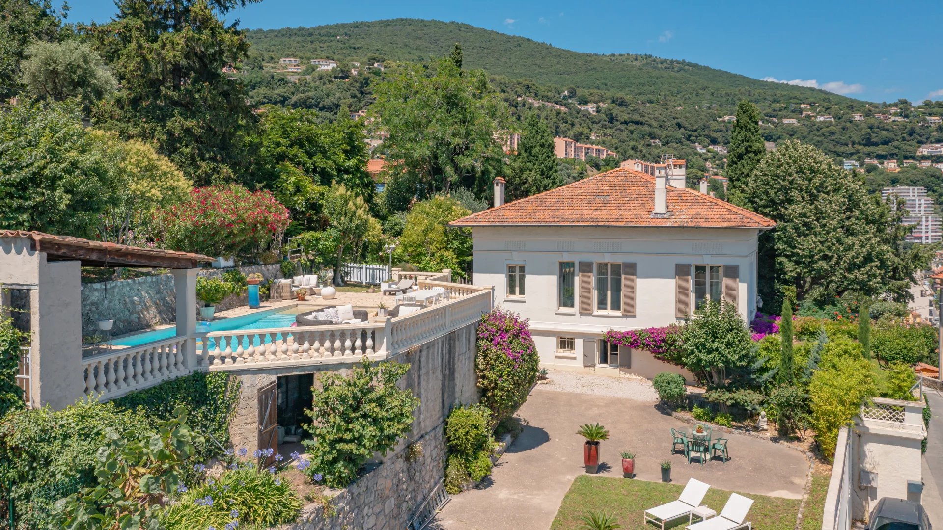 Einfamilienhaus zum Kauf 1.290.000 € 284 m²<br/>Wohnfläche 1.472 m²<br/>Grundstück Centre Ville Sud Ouest Grasse 06130