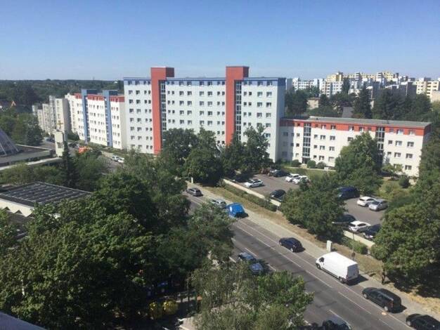 Wohnung zur Miete 618 € 3 Zimmer 87,5 m² 3. Geschoss frei ab 01.08.2026 Falkenseer Chaussee 205 Spandau Berlin 13589