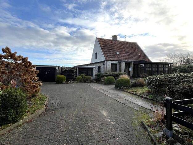 Einfamilienhaus zum Kauf 179.000 € 4 Zimmer 102,5 m² 2.767 m² Grundstück Schlotfeld 25551