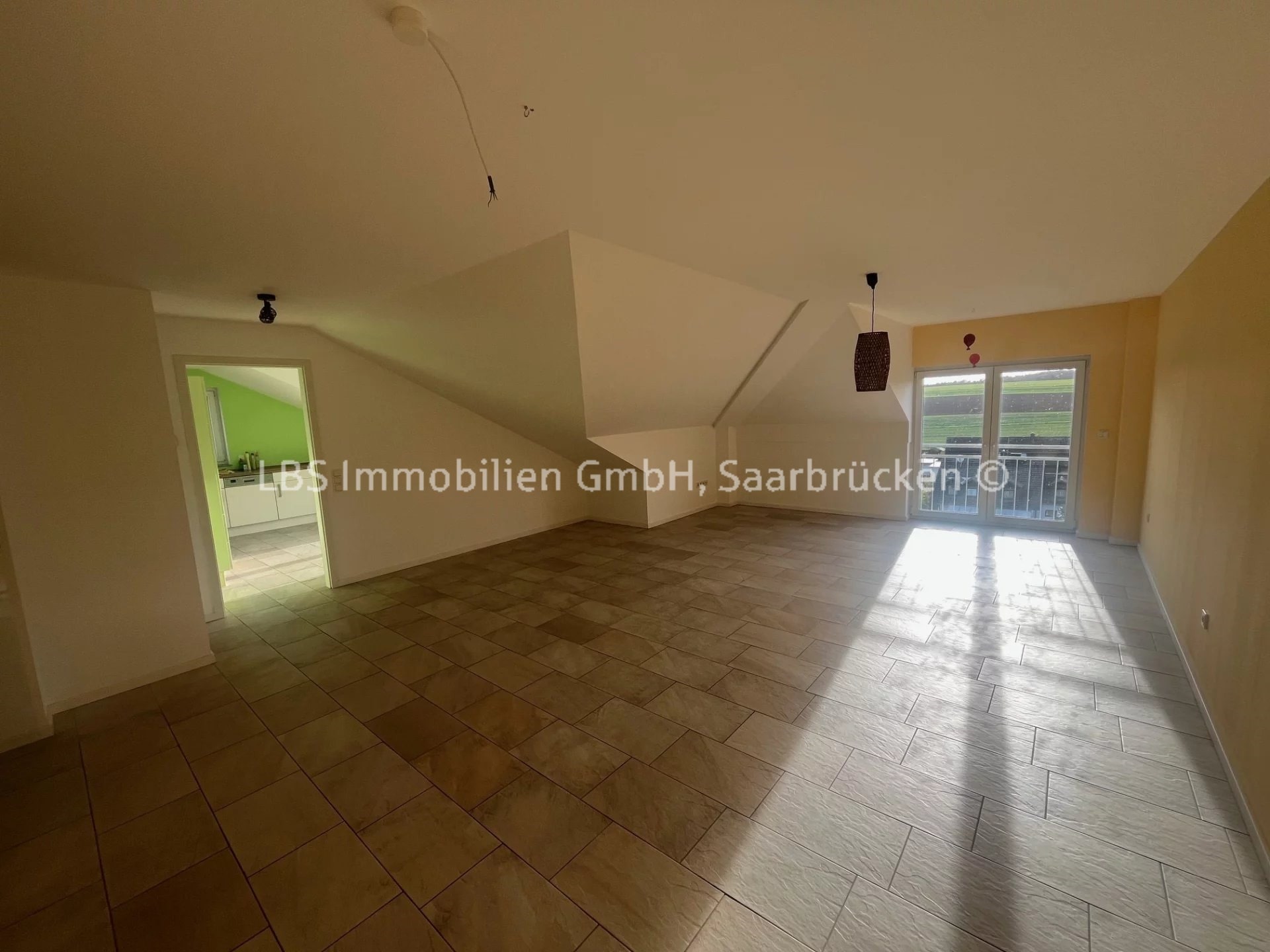 Wohnung zum Kauf 295.000 € 4 Zimmer 106 m²<br/>Wohnfläche ab sofort<br/>Verfügbarkeit Beßlich Newel 54309