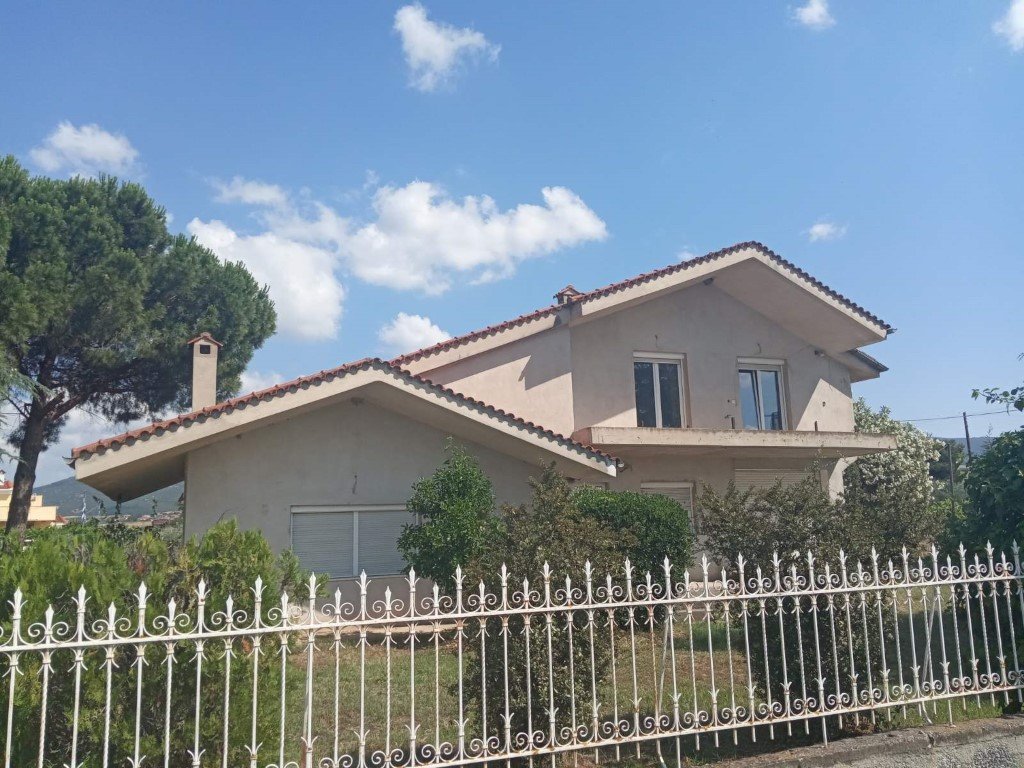 Einfamilienhaus zum Kauf 180.000 € 4 Zimmer 150 m²<br/>Wohnfläche 1.500 m²<br/>Grundstück Thessaloniki