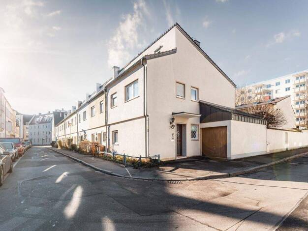 Reihenendhaus zum Kauf provisionsfrei 520.000 € 4 Zimmer 102 m² 151 m² Grundstück Innenstadt Augsburg 86152