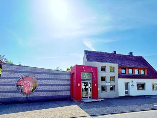 Mehrfamilienhaus zum Kauf als Kapitalanlage geeignet 469.000 € 10 Zimmer 336 m² 915 m² Grundstück Grafeler Damm 11 Rotenburg 27356