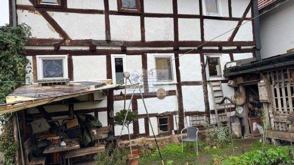 Immobilie in Bad Zwesten - Kleines vermietetes denkmalgeschütztes Fachwerkhaus - Bild 2