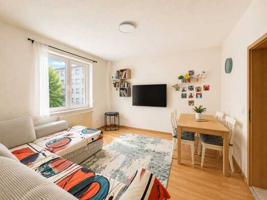 Wohnung zum Kauf 235.000 € 3 Zimmer 52,2 m² EG Weststadt Ulm 89077