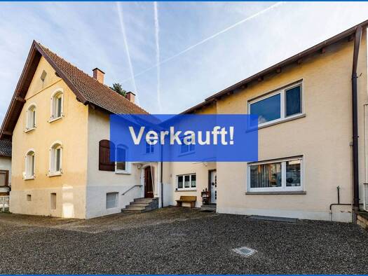 Einfamilienhaus zum Kauf 9,5 Zimmer 240 m² 756 m² Grundstück Singen Singen (Hohentwiel) 78224