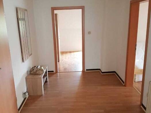 Wohnung zum Kauf provisionsfrei 63.000 € 2 Zimmer 65 m² Eisenacher Straße 34 Heimboldshausen Philippsthal 36269
