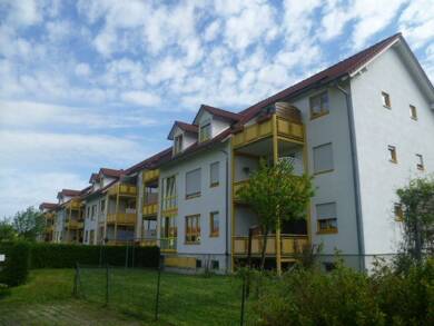 Wohnung zur Miete 300 € 2 Zimmer 50 m² 2. Geschoss Dr.-Alfred-Moschkau-Straße 12 Löbau Löbau 02708