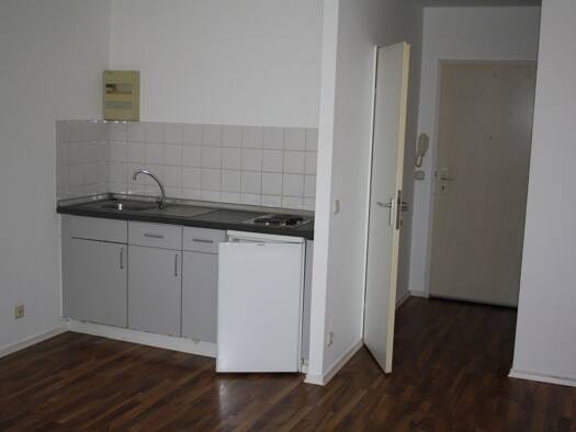 Wohnung zur Miete 423 € 1 Zimmer 25 m² frei ab sofort Helmholtzstraße 9 Nord-Holland Nord (Holland) 34127