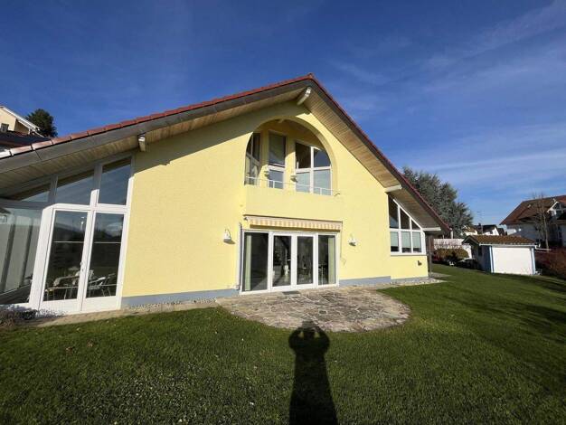 Einfamilienhaus zum Kauf provisionsfrei 760.000 € 4 Zimmer 130 m² 887 m² Grundstück Uhingen 73066