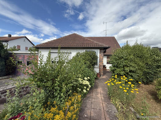 Einfamilienhaus zum Kauf 419.000 € 6 Zimmer 164,6 m² 765 m² Grundstück Zellingen 97225