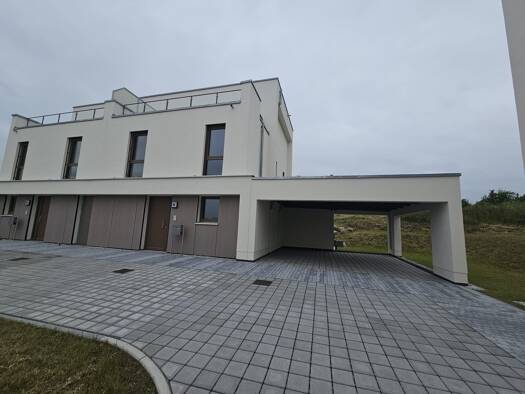 Doppelhaushälfte zur Miete 2.155 € 4 Zimmer 144 m² 150 m² Grundstück frei ab sofort Zwenkau Zwenkau 04442