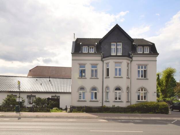 Mehrfamilienhaus zum Kauf 945.000 € 509 m² 735 m² Grundstück Stirper Straße 28 Kernstadt Lippstadt 59555