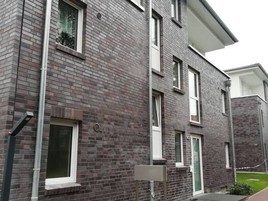 Penthouse zur Miete 920 € 2 Zimmer 66,2 m² 2. Geschoss frei ab sofort Elmshornerstr. 87b Pinneberg 25421