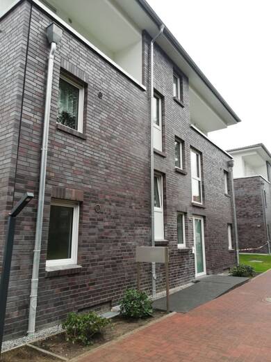 Penthouse zur Miete 920 € 2 Zimmer 66,2 m² 2. Geschoss frei ab 01.08.2025 Elmshornerstr. 87b Wahlbezirk 007 Pinneberg 25421