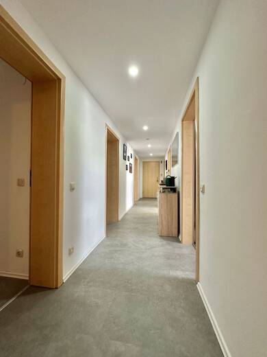 Wohnung zur Miete 1.390 € 4 Zimmer 120 m² Dachgeschoss, 2. Geschoss Herzogenaurach 8 Herzogenaurach 91074