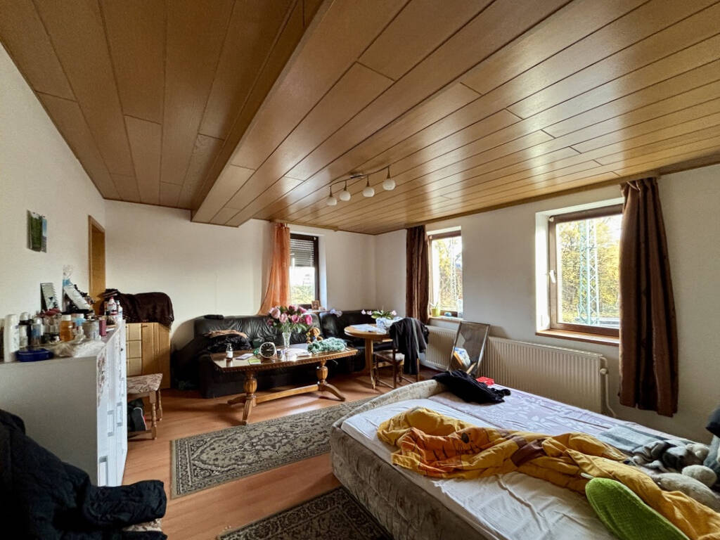 Immobilie in Neustadt - 4-Parteien-Mietshaus ideal für Kapitalanleger - Bild 2