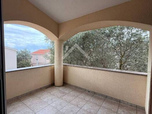 Wohnung zum Kauf 195.000 € 3 Zimmer 46 m² 1. Geschoss Vir
